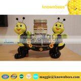 Wholesale beautiful Products bees shape honey bottle support for gifts