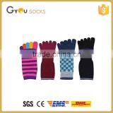 Comfortable Magnetic Toe Socks Five Finger Socks Men's Cotton Five Toe Socks thumbnail-1
