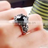 Retro personality large pieces carved black mirror crystal ring for woman