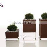 Vogue Design Fiberglass Flowerpot With Automotive Paint thumbnail-4