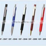 METALPENS Design With Different Shape Well