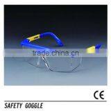 Adjustable Frame Plastic Safety Glasses