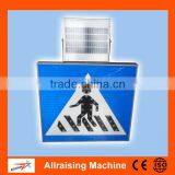 High Brigtness Solar Powered Pedestrian Crossing Sign thumbnail-4