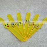 China Factory Silicone Emoji Slap Bracelet Pvc Emoji Snap Bracelet thumbnail-3