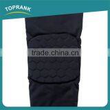 New Design Black Elbow Support Pad Compression Cricket Elbow Sleeve thumbnail-3