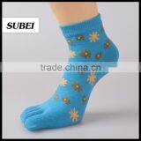 Flower Knitting Sock Five Toe Finger Socks Woman Sock thumbnail-6