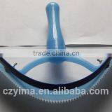 Plastic Horse Sweat Scraper With Comb thumbnail-1