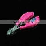 Fashion-designed Nail Cuticle Nipper With Manicure Accessories In Handle thumbnail-5