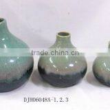 Chinese Porcelain Vase thumbnail-1