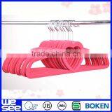 Round Heart Velent Kimono Plastic Hanger thumbnail-1