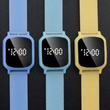 LCD Watch Gift Watches Fashion Watches Plastic Watch