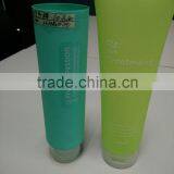 Wholesale Young Girl D50 Green Silk Screen Printing Body Wash Tube Plastic thumbnail-1