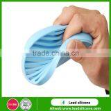 Silicone Oval Shape Shower Soap Saver Dish Holder thumbnail-2
