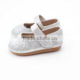 Hot Selling Childrens Squeaky Shoes Mix Color Shoes for Kids thumbnail-3