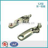 OEM Factory Price Metal Zippper Fashion Slider Garment Accessory 4