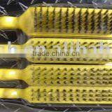 Plastic handle scratch steel wire brush