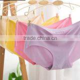 Fancy Classic Cotton Underpants Women Fashion Seamless Panties thumbnail-2