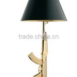 2015 golden gun lamp,starck AK47 gun table floor lamp zhongshan china lighitng factory