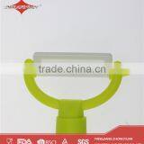 2015 New Product Kitchen Gadget Ceramic Peeler thumbnail-3