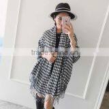 Hot Sale 2017 New Year Spring Women Scarf Back and White Grid Fake Woolen UK Wind Lady Muffler thumbnail-2