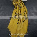 New Fashion Winter Hot Sale Big Flower Peddles Printed Woman Cotton Scarf thumbnail-2