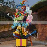 Large Outdoor Giftbox Decoration thumbnail-3