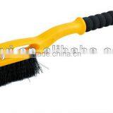 Car Cleaning Snow Brush Ice Scraper With Brush (RSCW-63) thumbnail-1