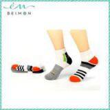 Comfortable Warm Breathable Plantar Fasciitis Compression Foot Sleeves Socks thumbnail-1