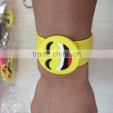 china cheap fashion custom silicone slap bracelet