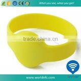 2017 Newest Design RFID Bracelet NTAG 213 Custom Design Silicone Wristbands NTAG213 thumbnail-3