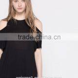 Ms Off-the-shoulder T-shirt thumbnail-4