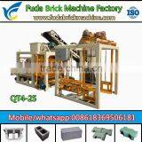 Medium Size QT4-18 Full Automatic Concrete Paver Brique Machine Sand Color Paver Bloc Machine thumbnail-4