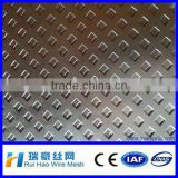 2014 EN standards customized perforated metal mesh for antiskid stair tread from Hebei Anping