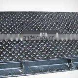 Ductile Iron Cast Iron Manhole Cover EN124 B125 C250 D400 thumbnail-1