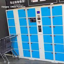 Fortgeschrittener digitaler Schließfachschrank mit Touchscreen-Schnittstelle, 42 Türen, Lösung für die Aufbewahrung von Patientenbesitztümern in Krankenhäusern und medizinischen Einrichtungen thumbnail-2