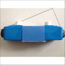 Vickers High Pressure Flexible Installation High Efficiency Solenoid Valve DG4V-3-6C-M-U-H7-60 thumbnail-3