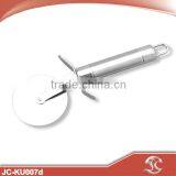 Stainless Steel Round Rolling Pastry Pizza Cutter thumbnail-1