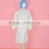 White Nonwoven Disposable Gown Wholesale