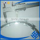 BTO22 Razor Ribbon Wire Galvanized Razor Barbed Wire Mesh Fence thumbnail-4
