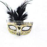 12pcs Venetian Masquerade Mask Luxury Pearl Feather Mini Masks for Party Decoration Novelty Gifts thumbnail-2