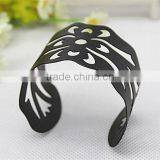 2015 Jewelry Gunmetal Hollow Flower Cuff Bangle for Girls thumbnail-2