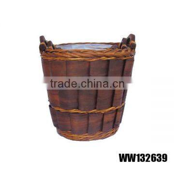 brown willow laundry basket with liner