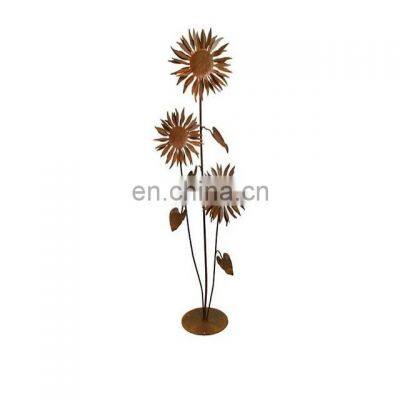 golden flower design metal stylish sculpture