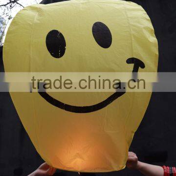 Wholesale Printed Smile Face Paper Sky Lantern with Steel Wire