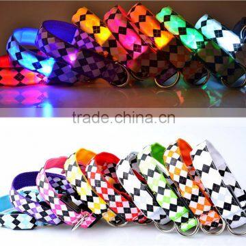 Dogs Night Safety Rhombus Pattern Collar Light Night Up LED Adjustable Collars S M L XL