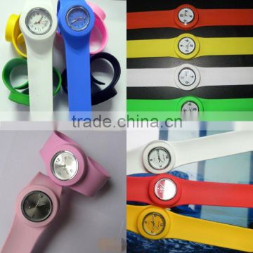 2015 brand new Colorful sports silicone watch