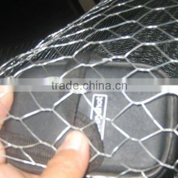 chicken coop hexagonal wire mesh