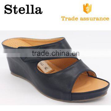 slip on women lightweight leather upper black patent mules