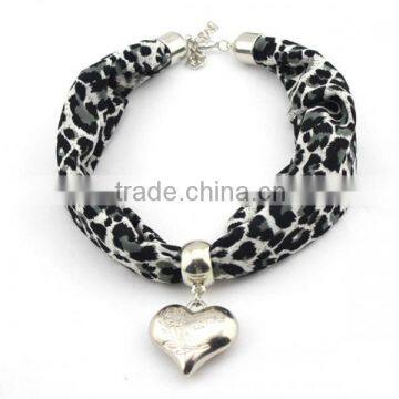 2013 fashions wholesaler and cheaper necklace scarf for wedding party