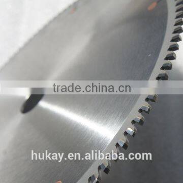 TCT circular saw blade to MDF and chipboard laminated board cutting